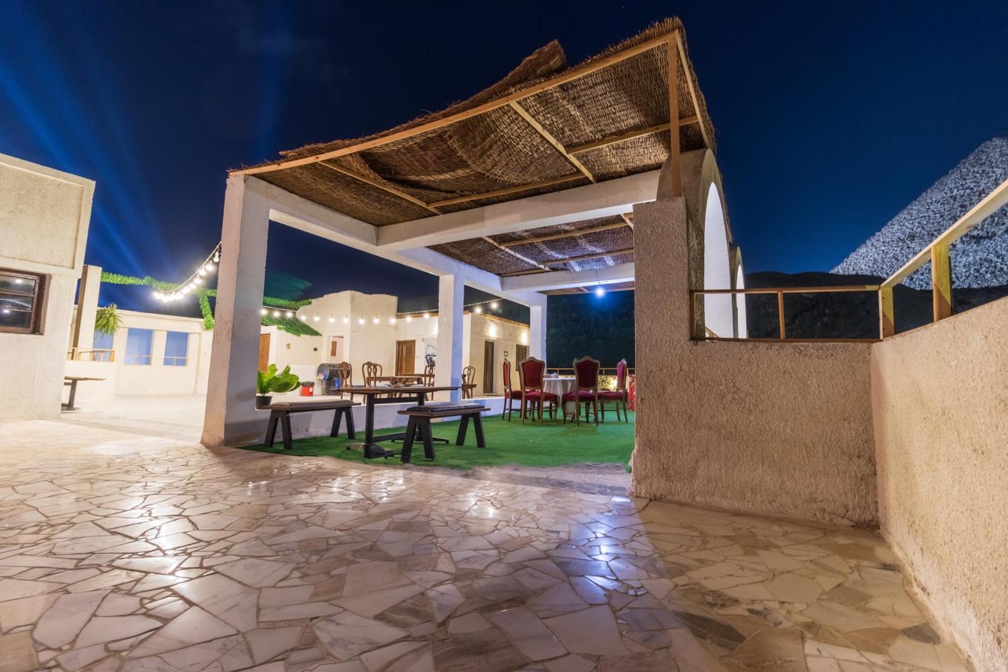 The Grand Pyramids View Hotel Kafret el-Gabal المظهر الخارجي الصورة