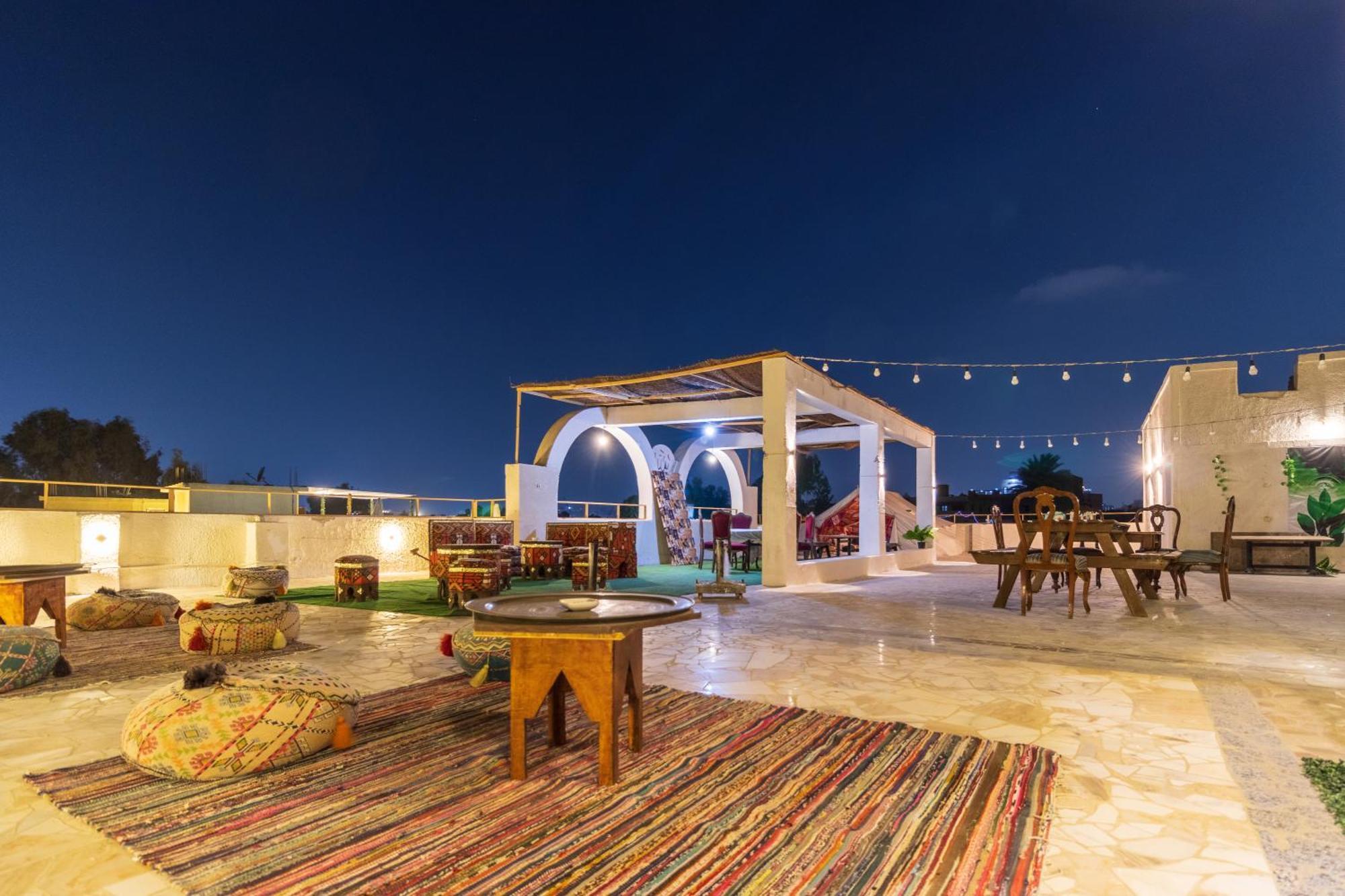 The Grand Pyramids View Hotel Kafret el-Gabal المظهر الخارجي الصورة