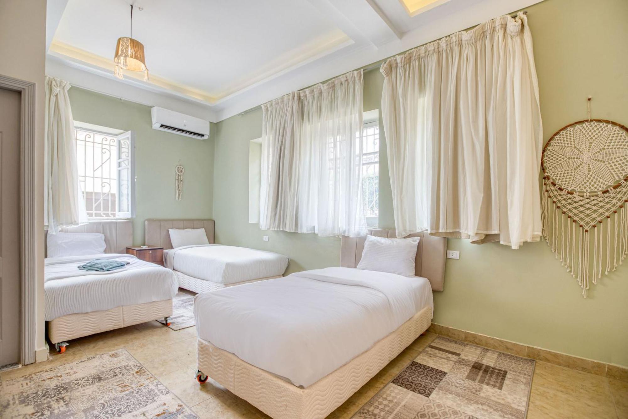 The Grand Pyramids View Hotel Kafret el-Gabal الغرفة الصورة