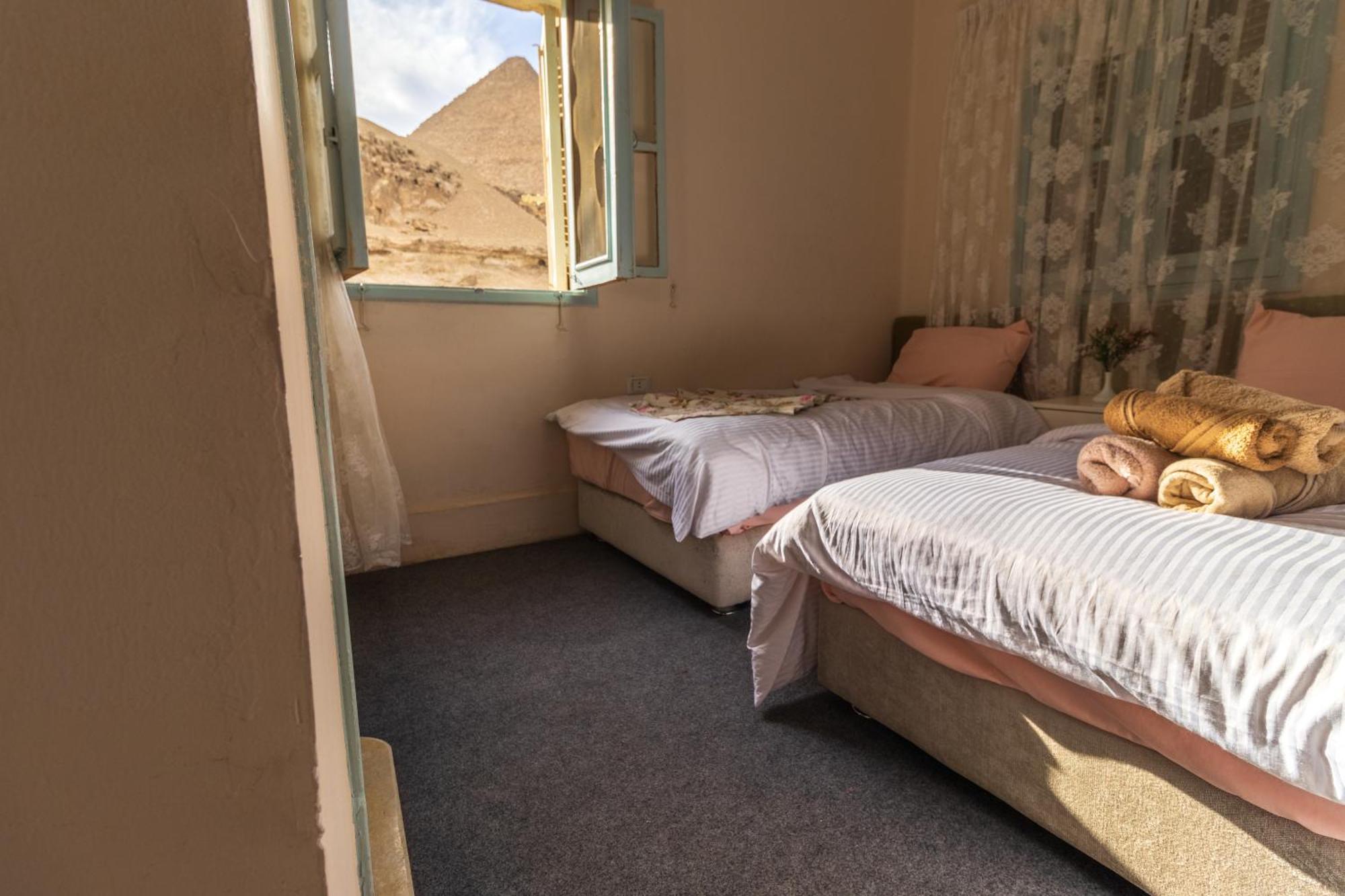 The Grand Pyramids View Hotel Kafret el-Gabal الغرفة الصورة