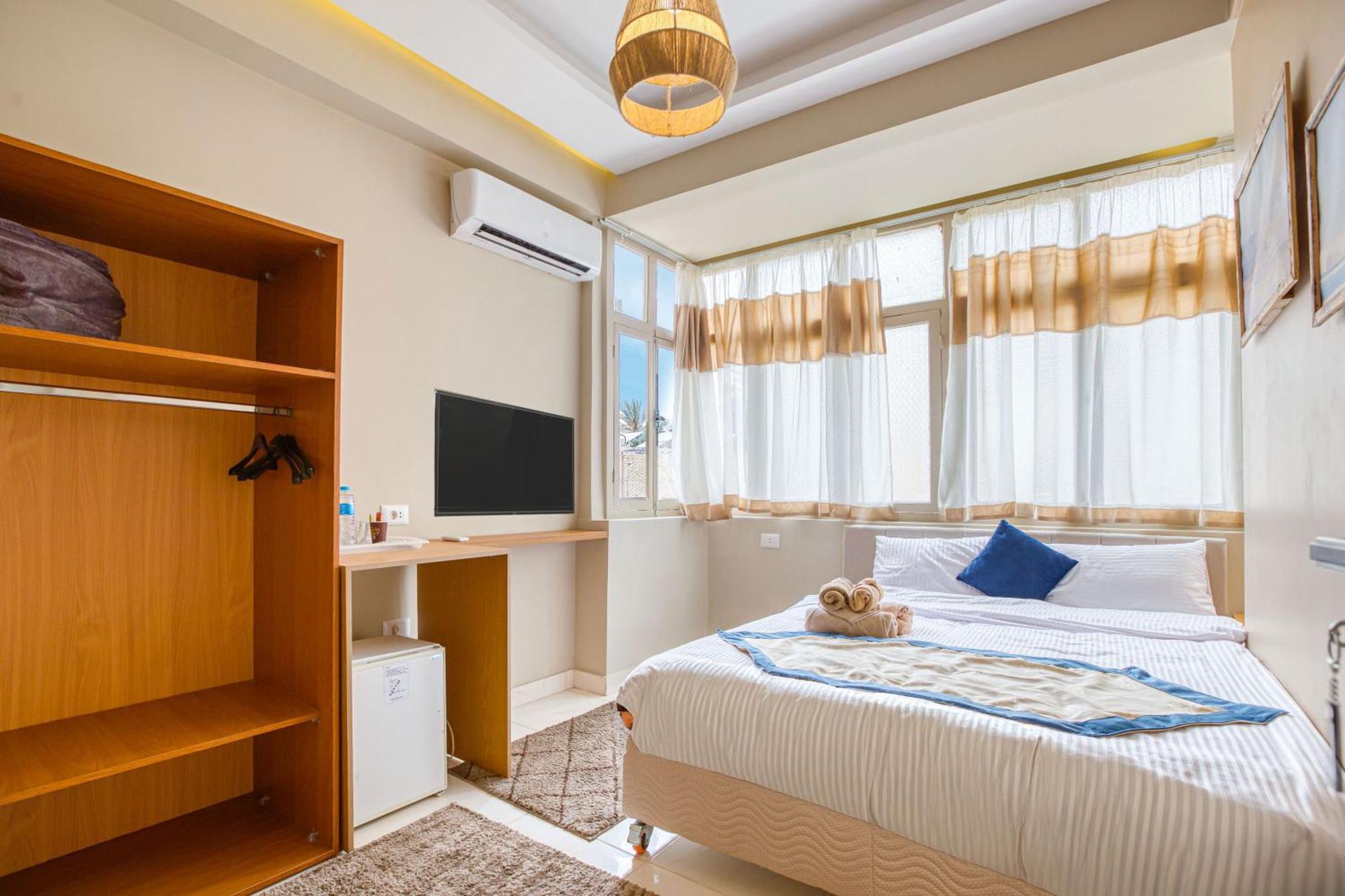 The Grand Pyramids View Hotel Kafret el-Gabal الغرفة الصورة