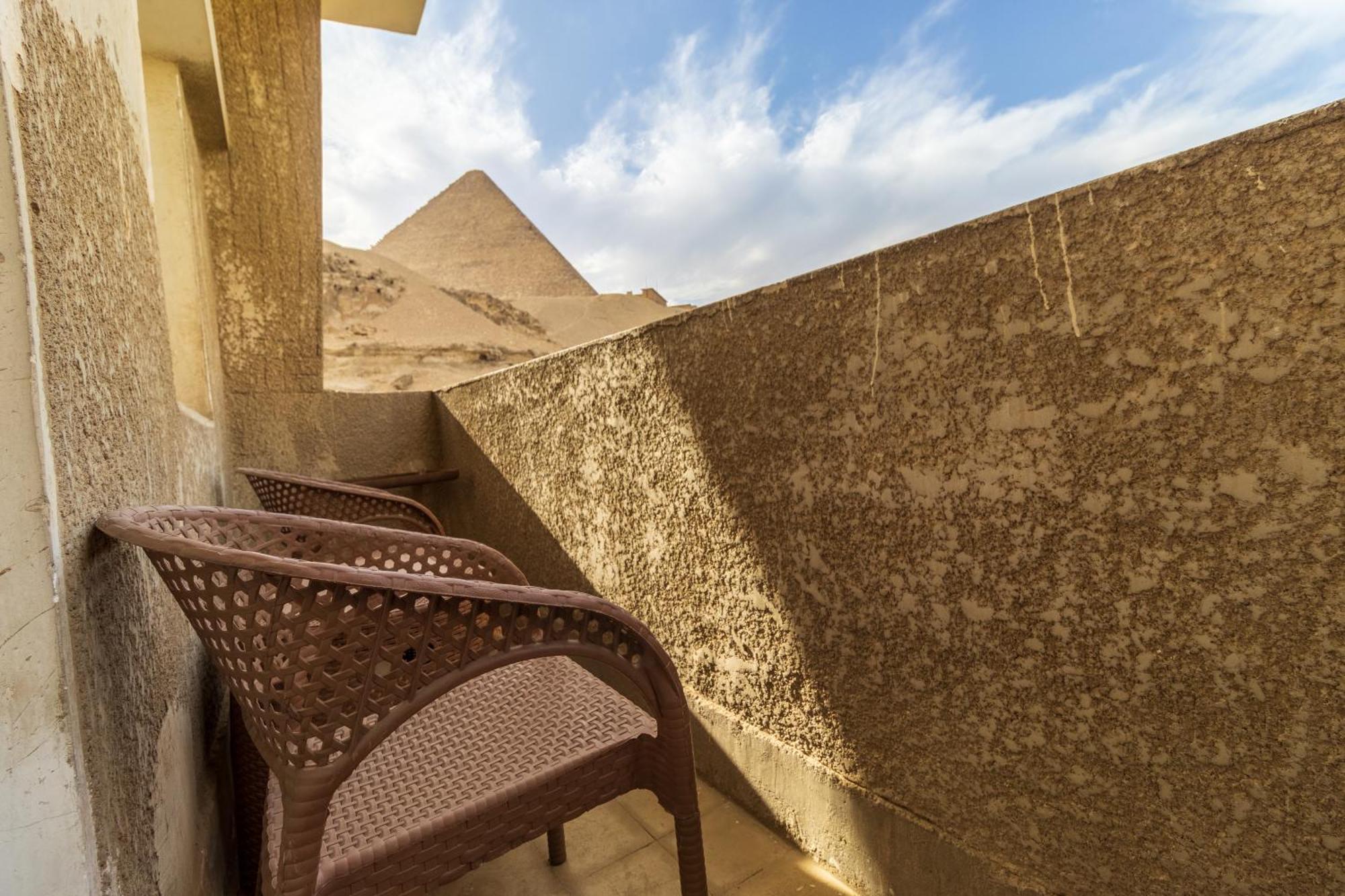 The Grand Pyramids View Hotel Kafret el-Gabal الغرفة الصورة